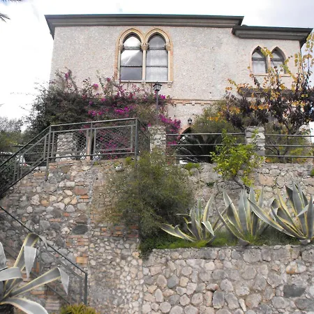 Santa Maria *